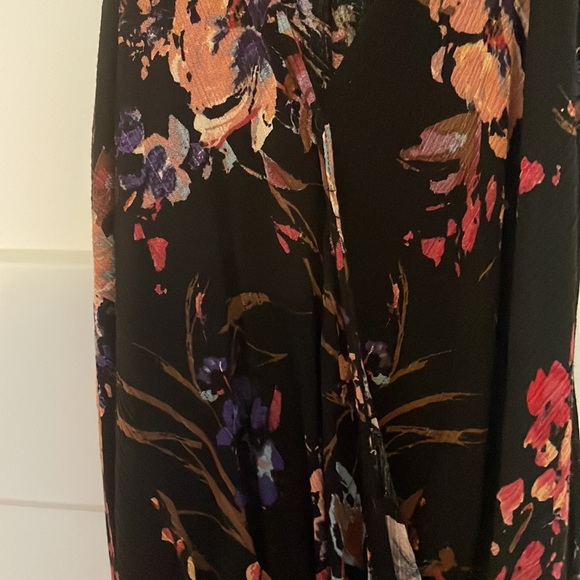 Pink Clover Tank - Picture 2 of 2